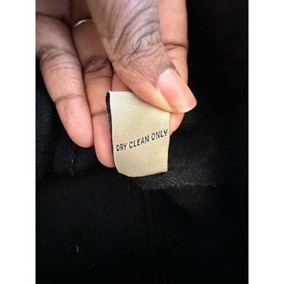 Beyond Threads Womens Alpaca Wool Blend Sleeveless Black Vest - Picture 11 of 14